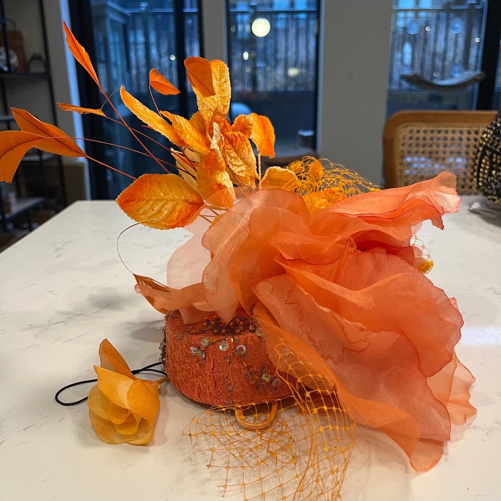 Arturo Rios Custom Pillbox Hat / Fascinator - Kentucky Derby